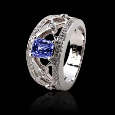 Bague de fiançailles saphir bleu forme émeraude pavage diamant or blanc Régina Suprema 