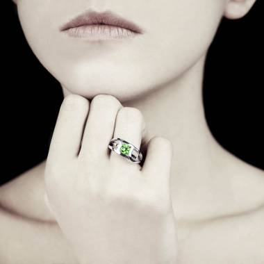 Bague de fiançailles Tsavorite Future solo