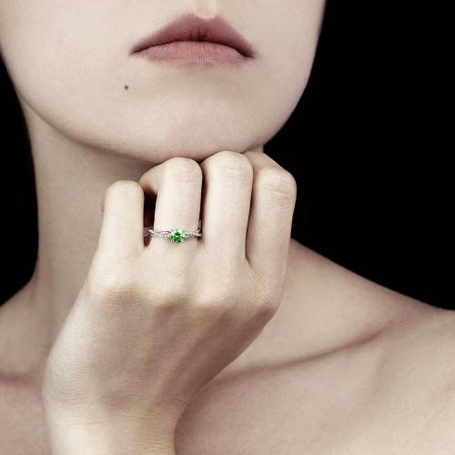 Bague de fiançailles Tsavorite Noémie