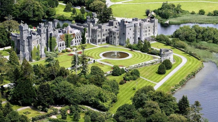 Affordable Luxury Vacation Ireland- Jaubalet